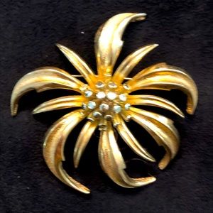Vintage Marboux chrysanthemum pin